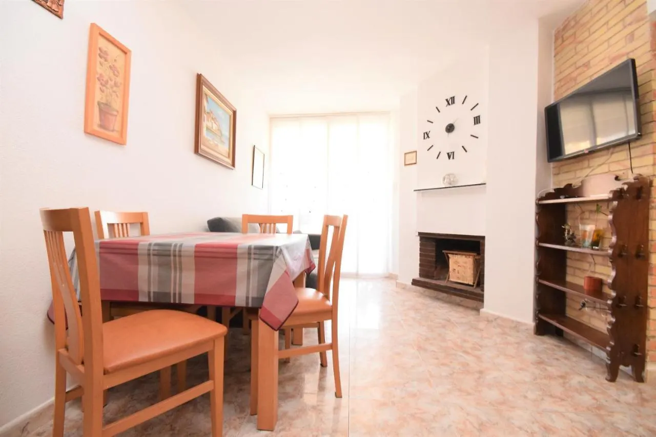 Tirreno Five Apartment La Pineda