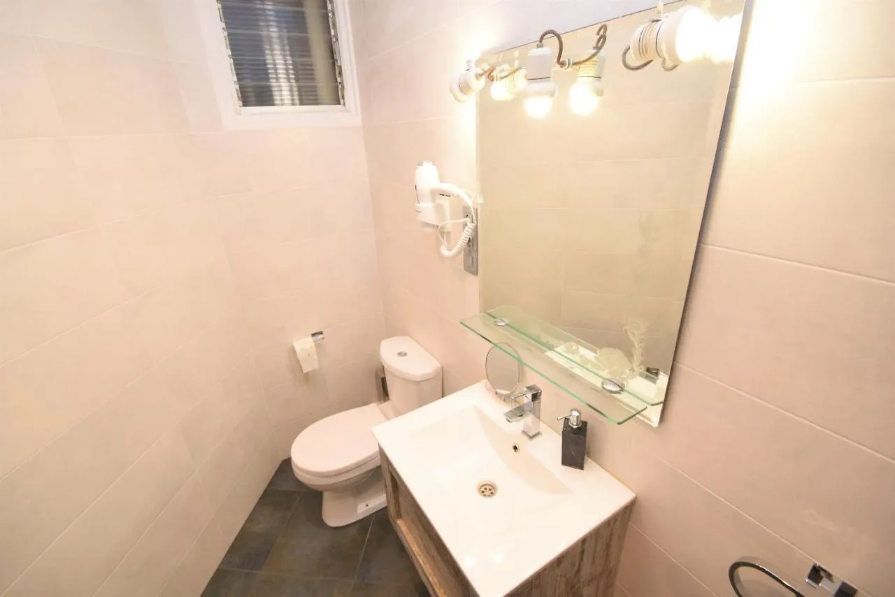 Tirreno Five Apartment La Pineda 0*,  Spain