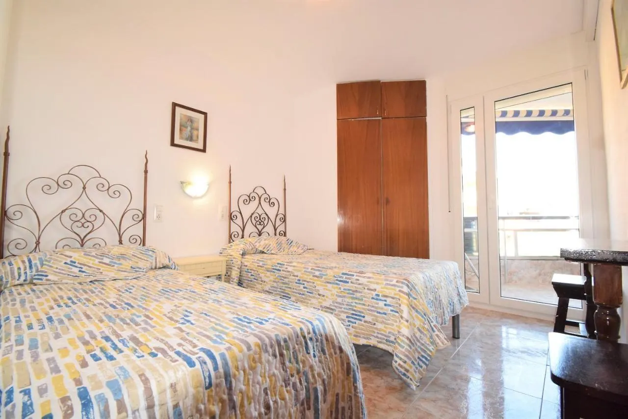 Tirreno Five Apartment La Pineda